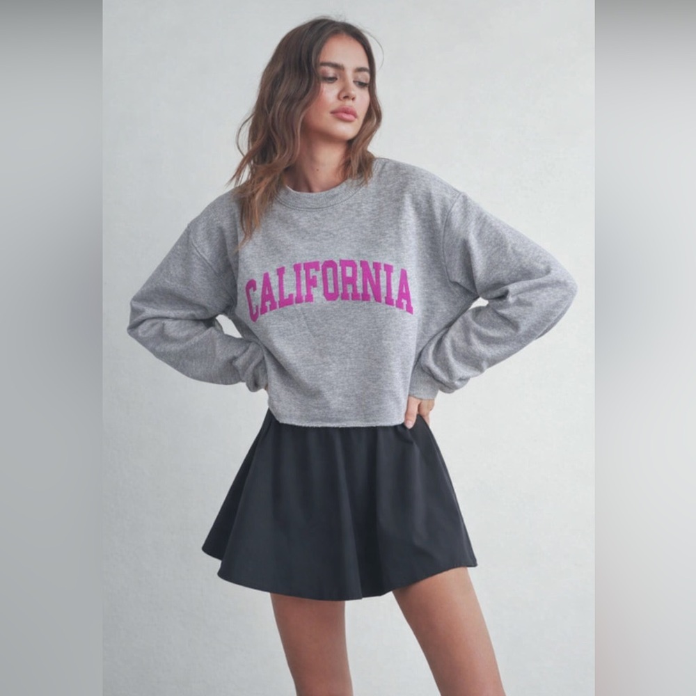 Cropped Pullover Sweatshirt California Graphic Light Grey Clean Girl Casual